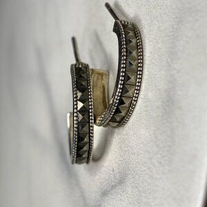 Sterling silver hematite studded hoop earrings 925‎